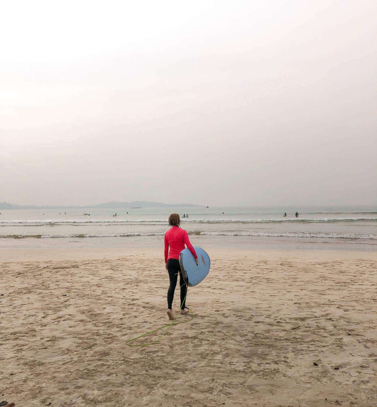 surfing wellligama beach