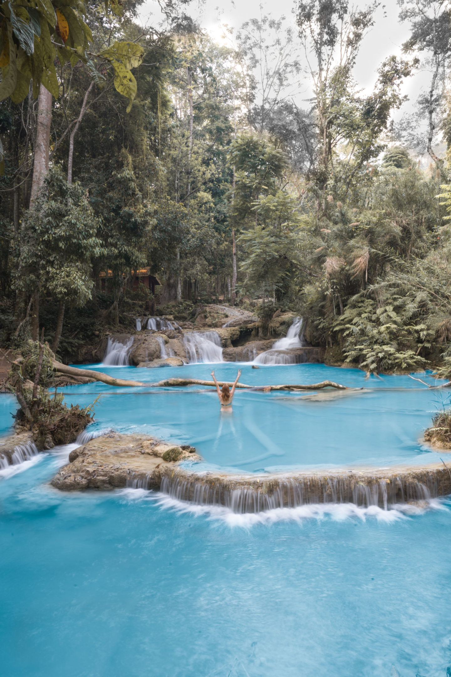 kuang si watterfalls laos