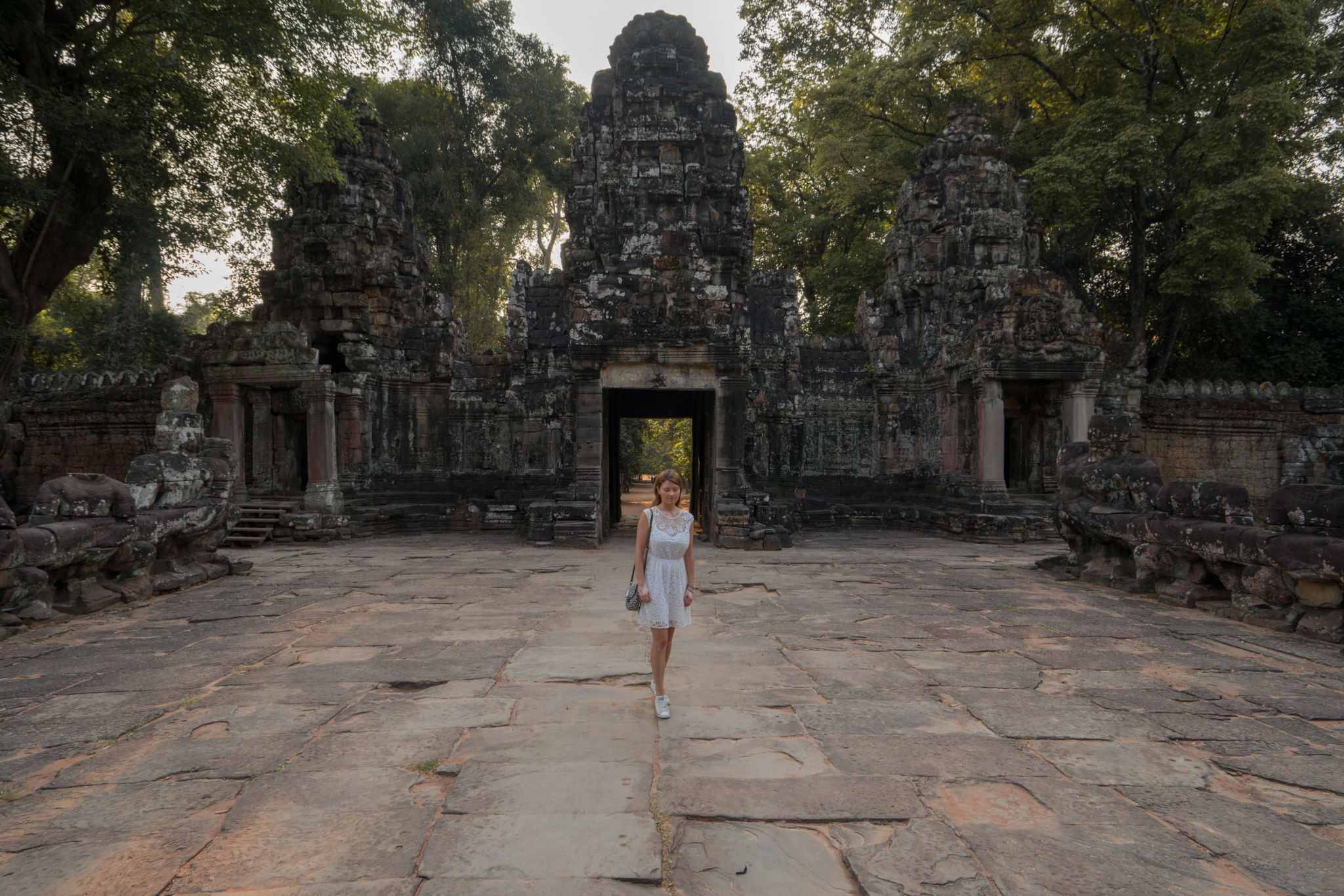 angkor wat with no crowds