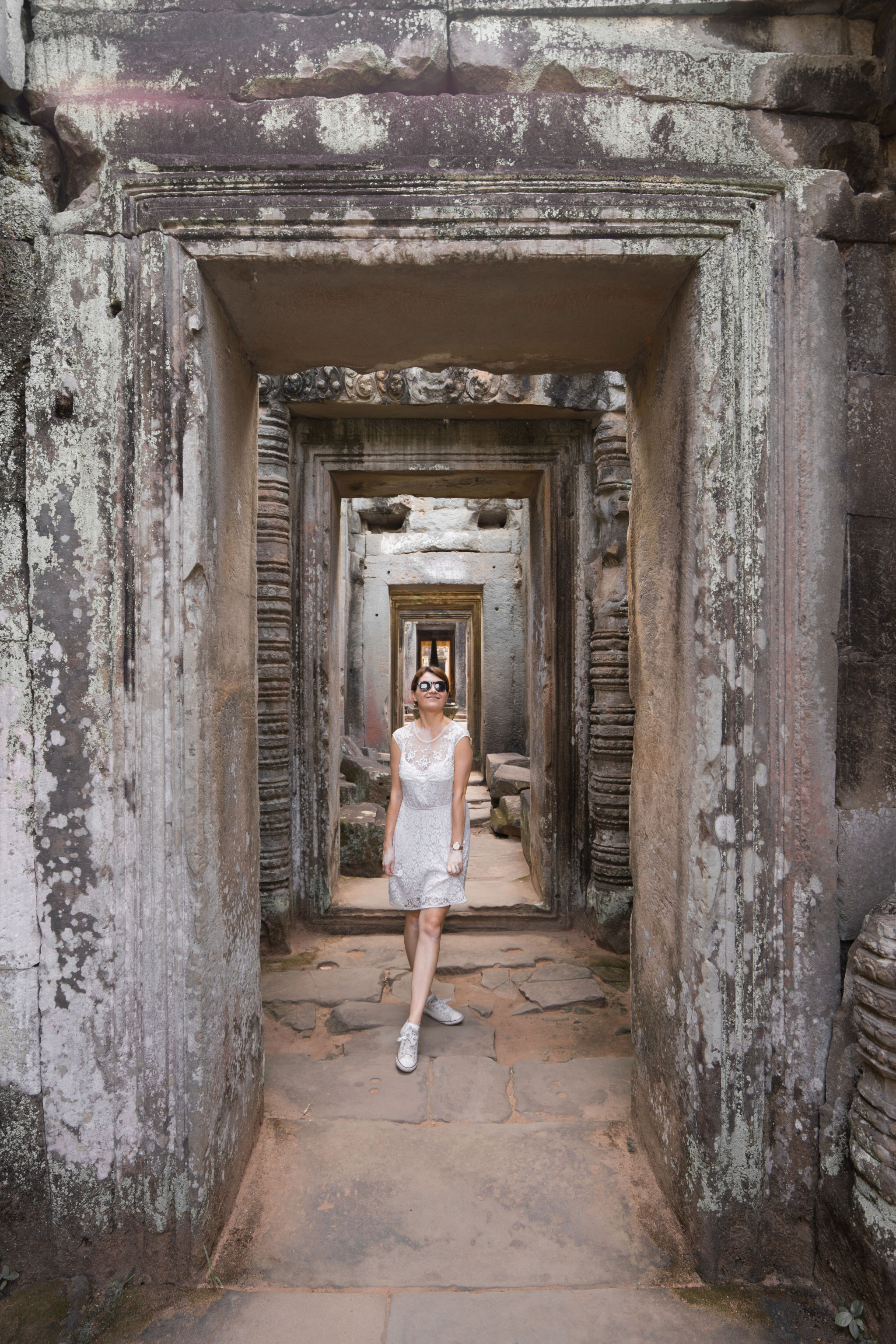 angkor wat how to beact the crowds