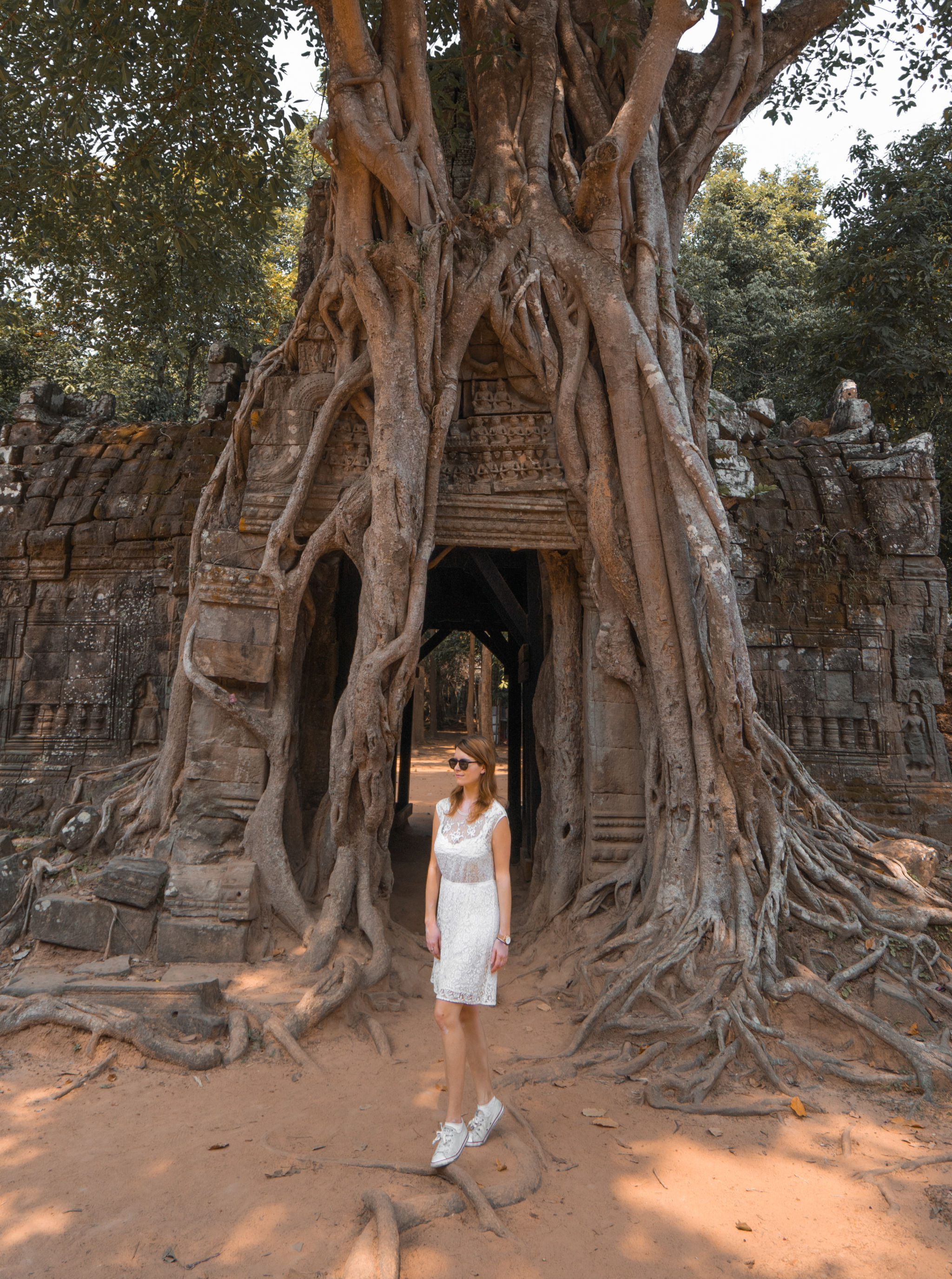 angkor wat how to beact the crowds