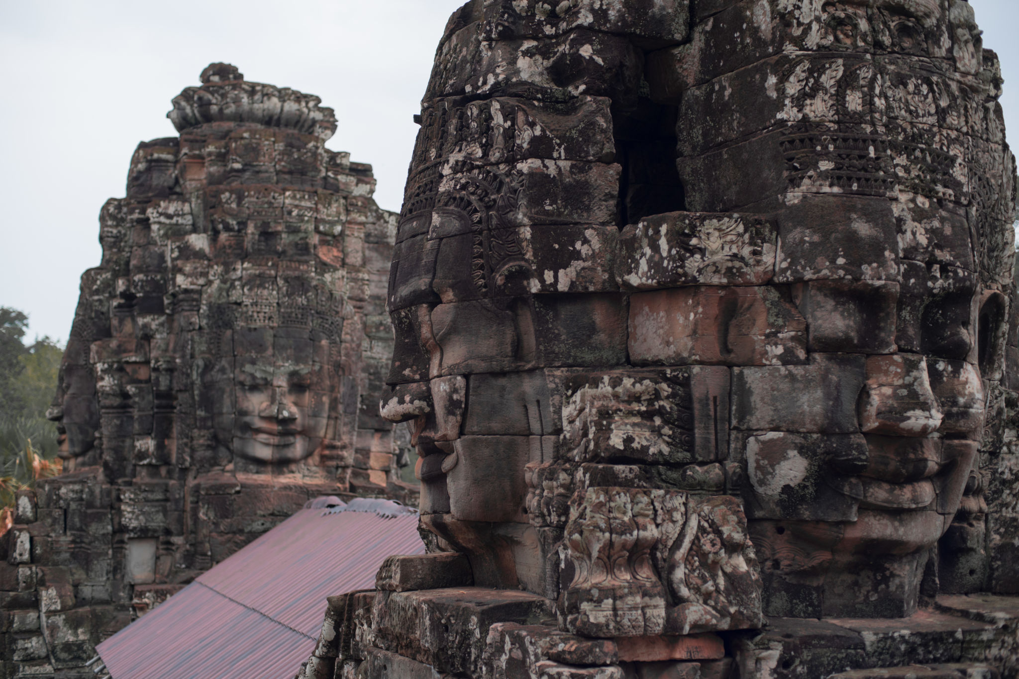 bayon temple faces in siem reap