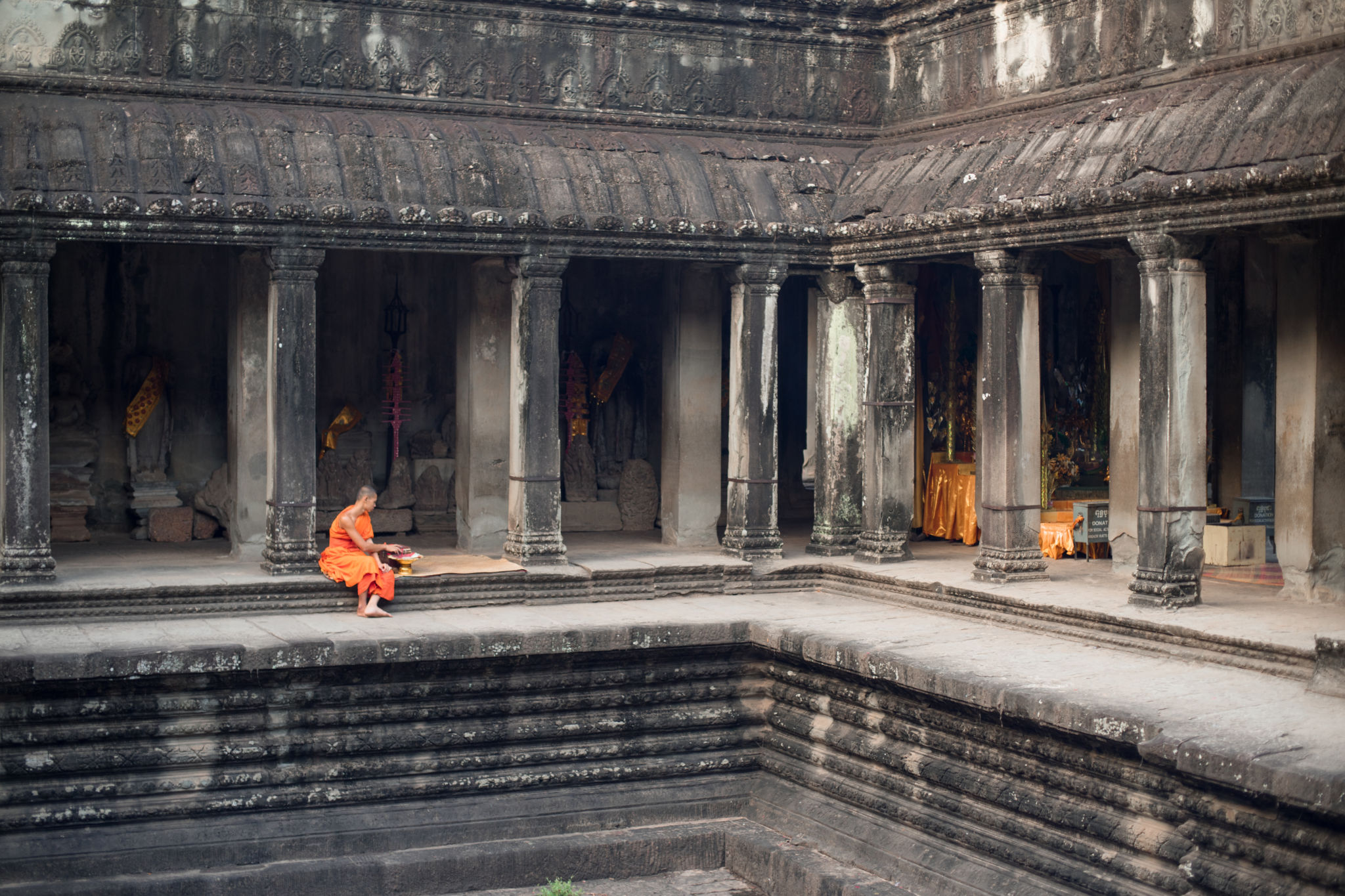 monk at angkor wat in siem reap