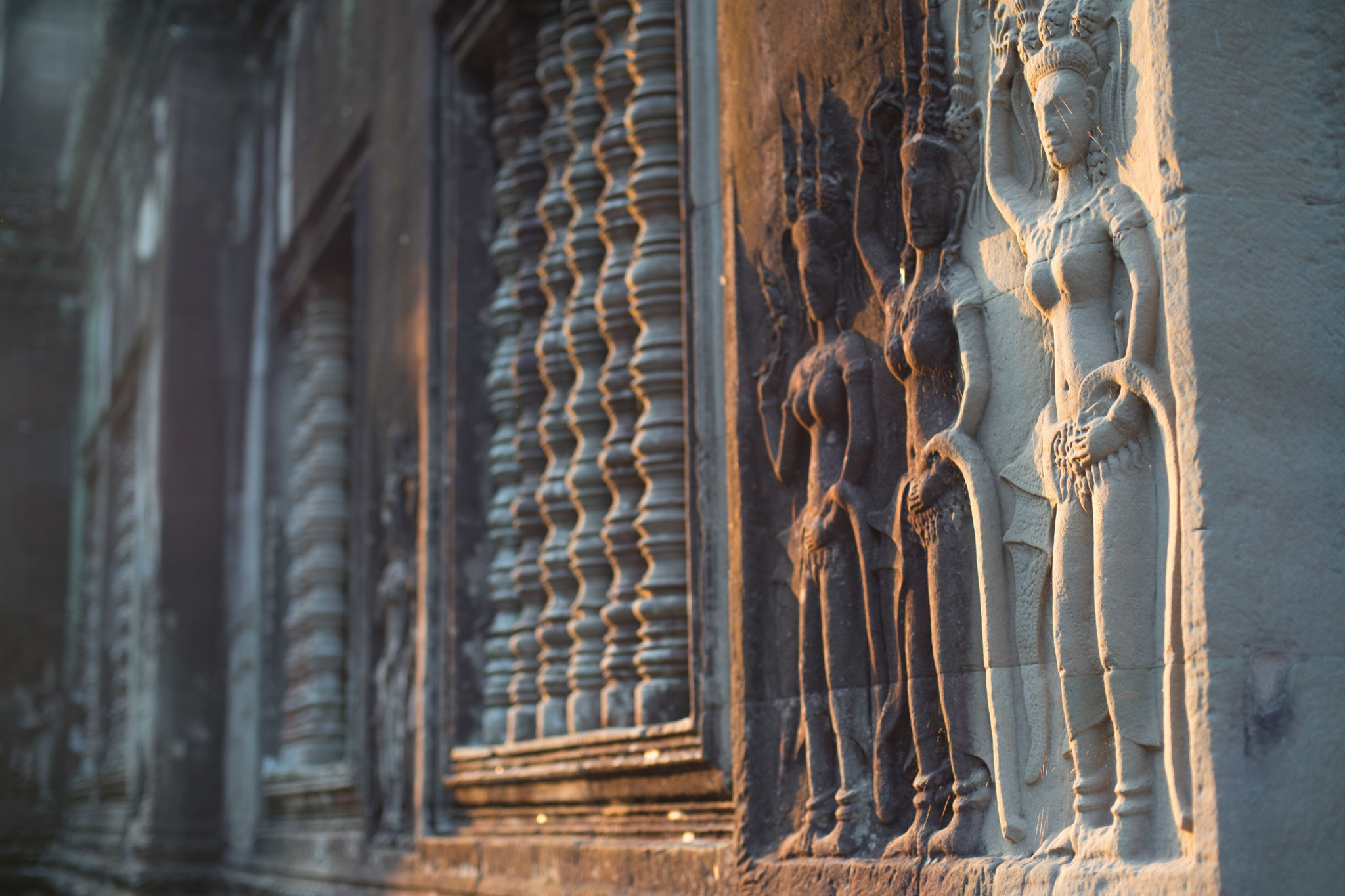 angkor wat walls art