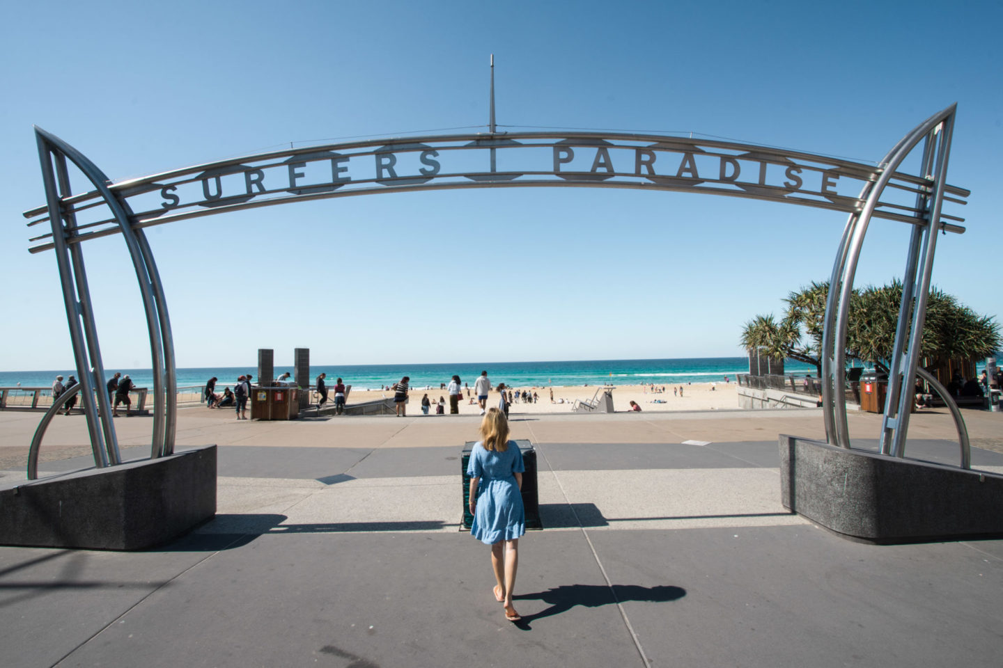 Stop in Surfers Paradise - the beach